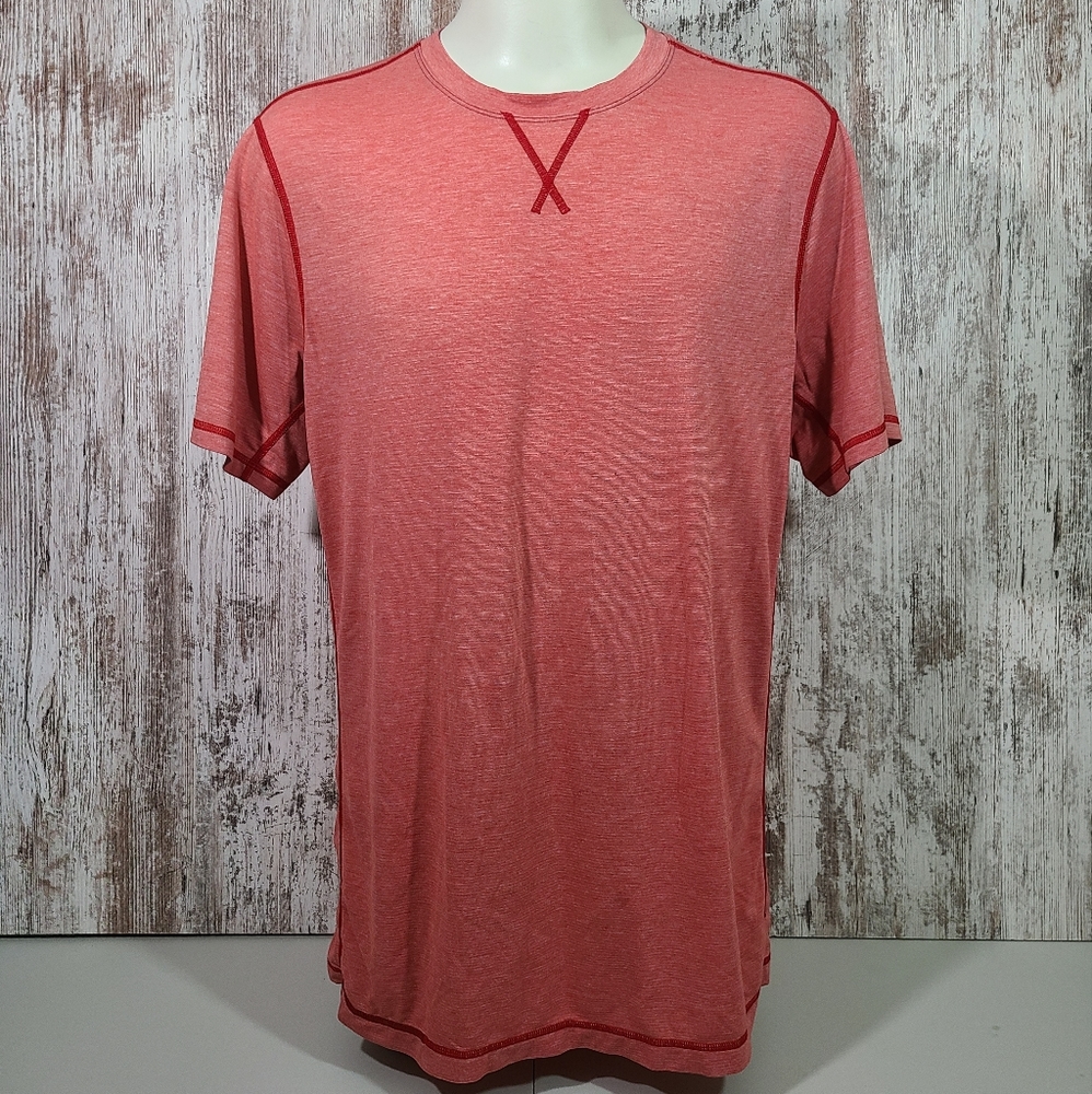 Men's Lululemon short sleeve athletic shirt red Size XL